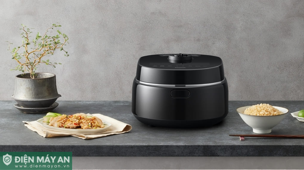 Nồi cơm điện tử 1.0L Panasonic SR-DM104KRA