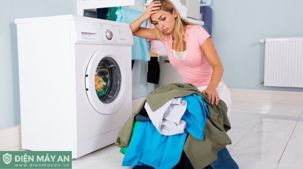 Nên Mua Máy Giặt Bao Nhiêu Kg Thì Phù Hợp Với Lượng Quần Áo Cho Gia Đình?